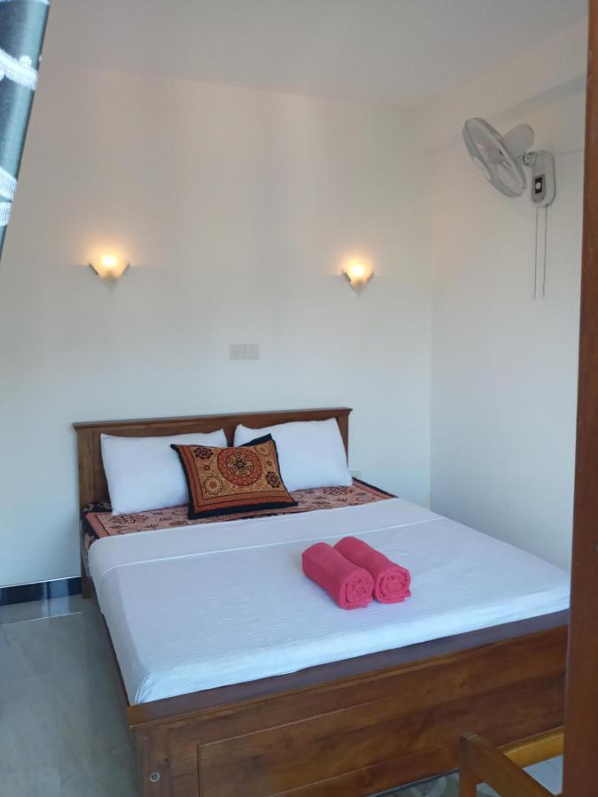 Kelum Homestay Kandy Exterior photo