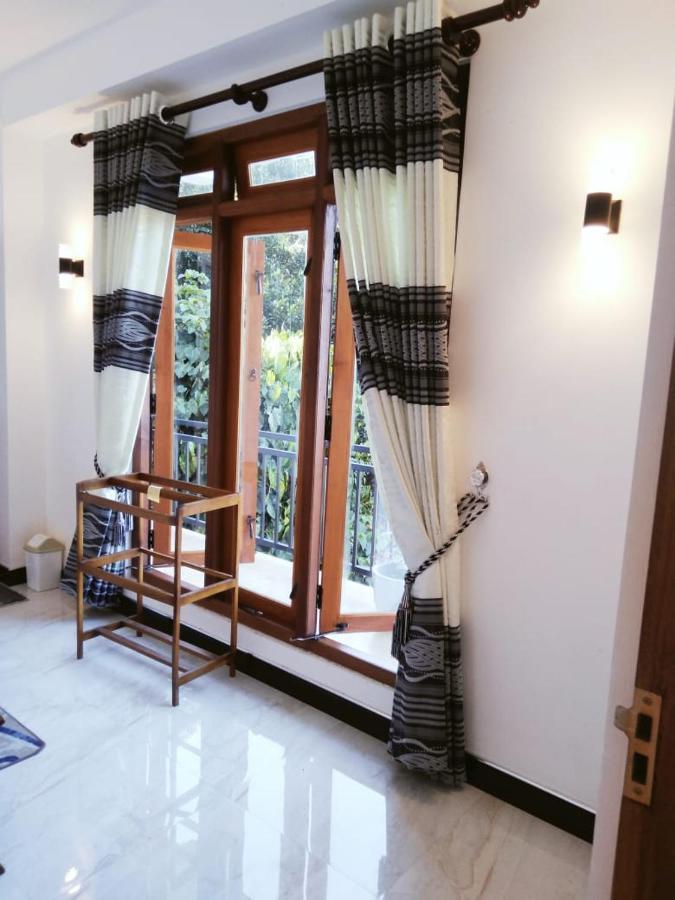 Kelum Homestay Kandy Exterior photo