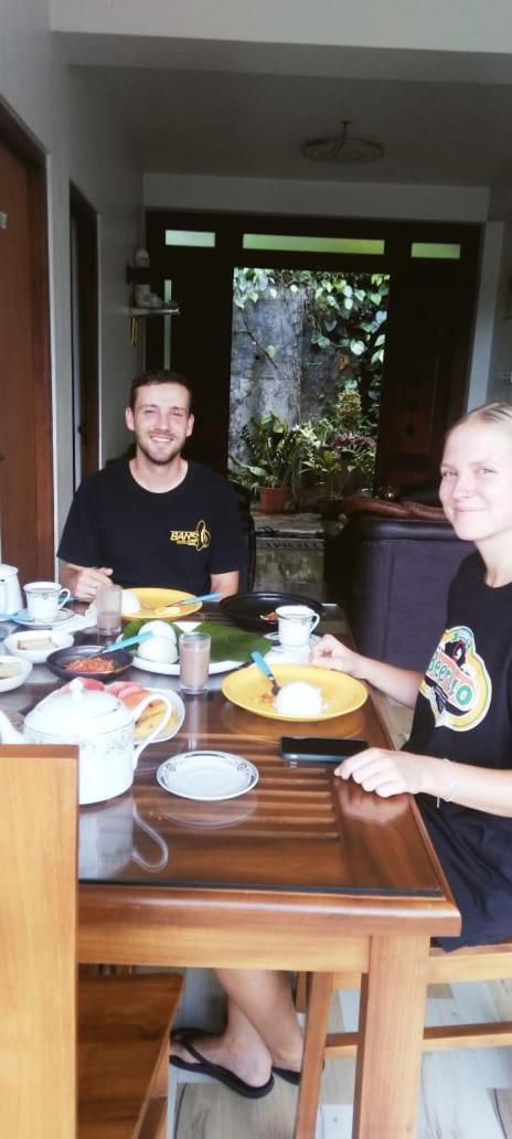 Kelum Homestay Kandy Exterior photo